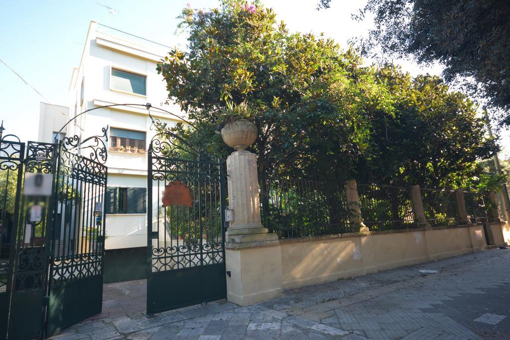 Leccelite Apartment Екстериор снимка